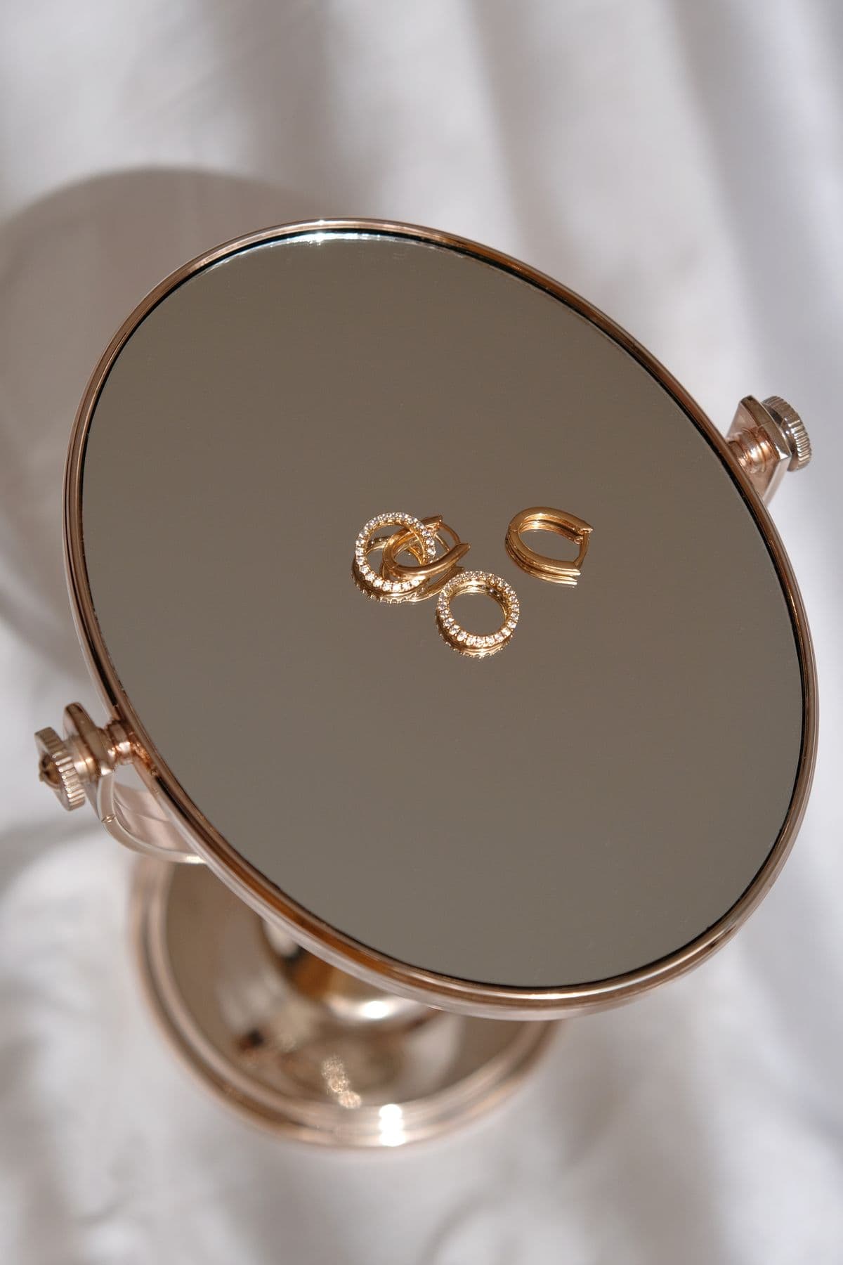Pavé Hoops
